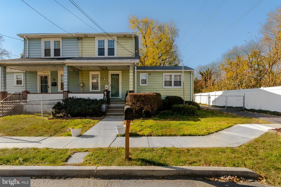 202 W Cooke Ave, Glenolden, PA 19036 - photo 1