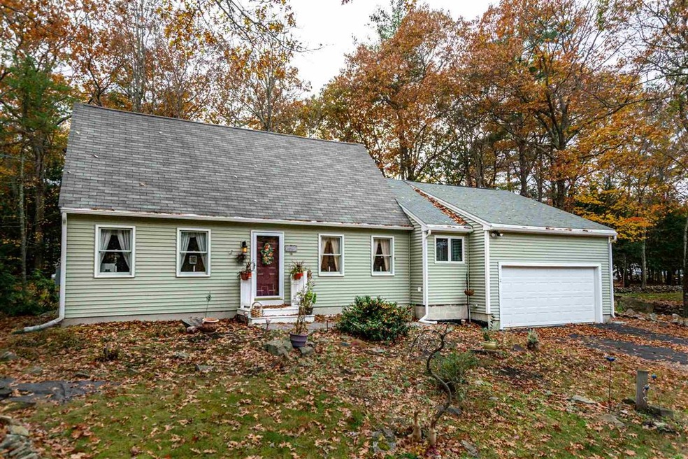 16 Durell Dr, Newmarket, NH 03857 - photo 1