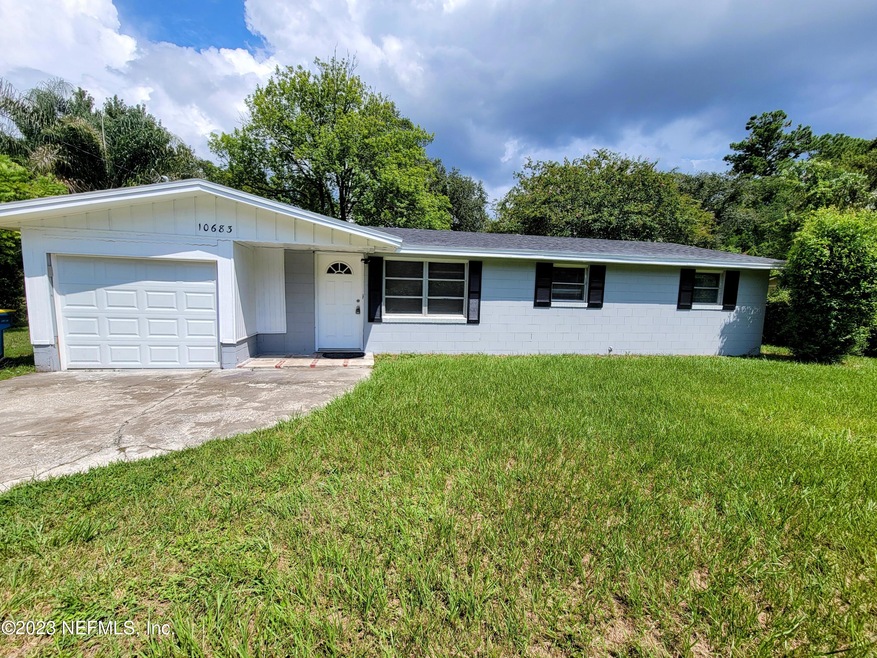 10683 Arnez Rd, Jacksonville, FL 32218 - photo 1