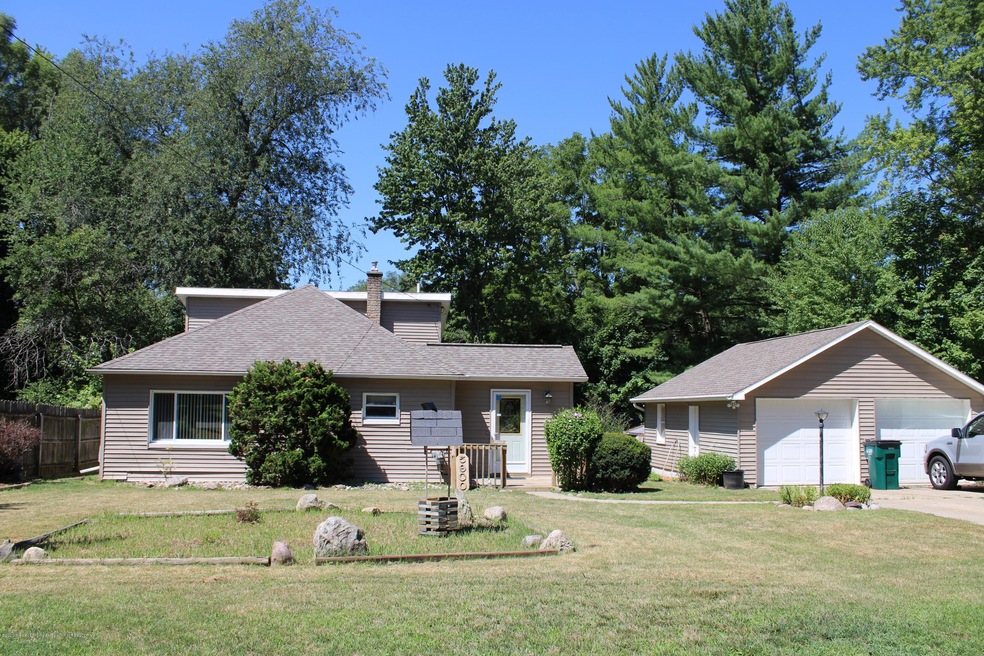 5900 Rolfe Rd, Lansing, MI 48911 - photo 1