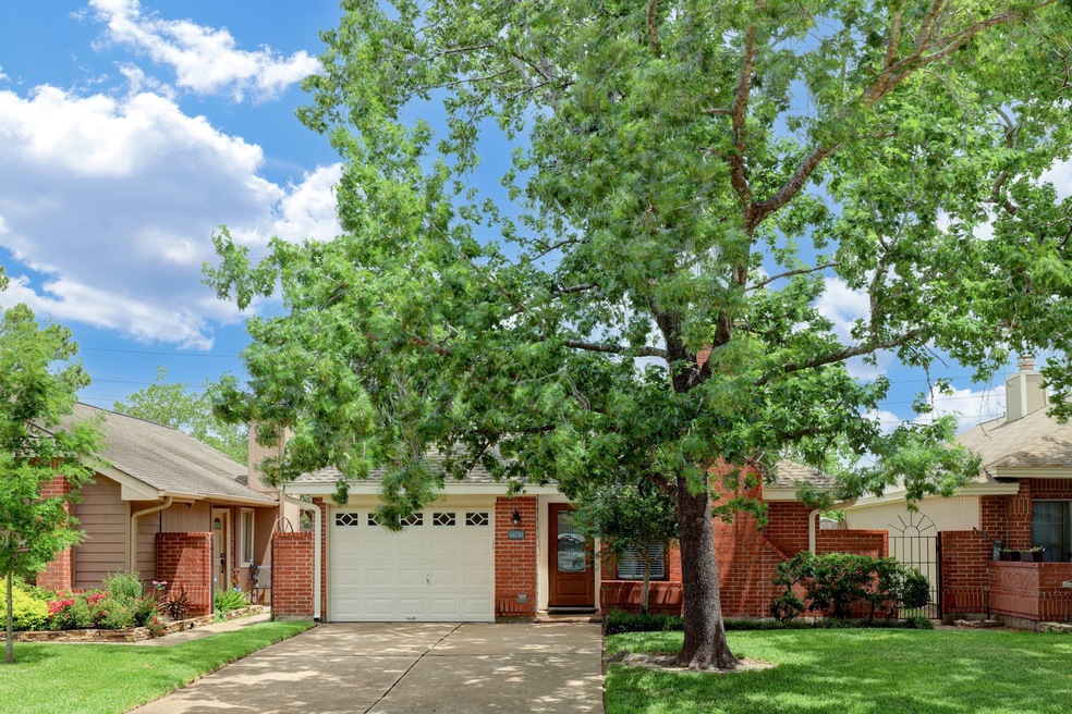 16150 Golden Sands Dr, Houston, TX 77095 - photo 1