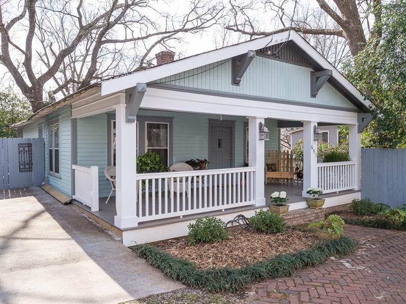 Welcome to 653 Killian Street!