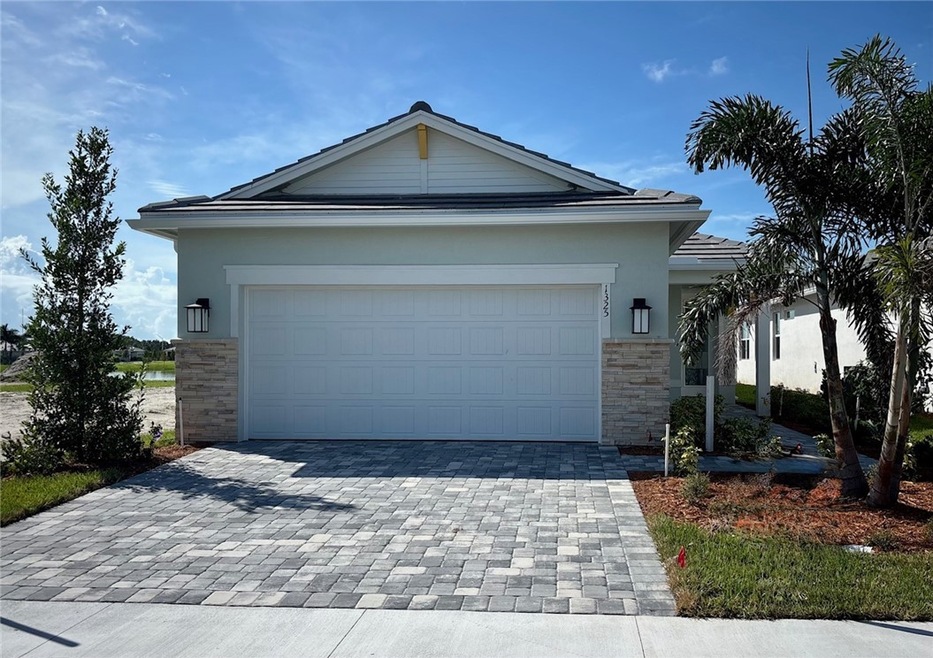 1325 Haven Cir unit Compass 87, Vero Beach, FL 32960 - photo 1