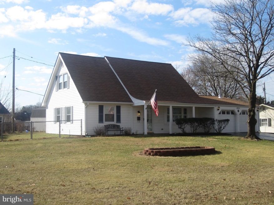 12211 Raritan Ln, Bowie, MD 20715 - photo 1