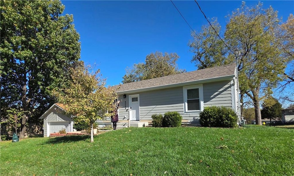 Coming Soon $325,000 • Co-Listing Agent