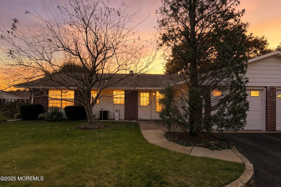 1087B Argyll Cir, Lakewood, NJ 08701 - photo 1