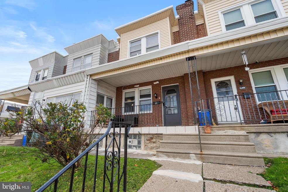 378 Devereaux Ave, Philadelphia, PA 19111 - photo 1