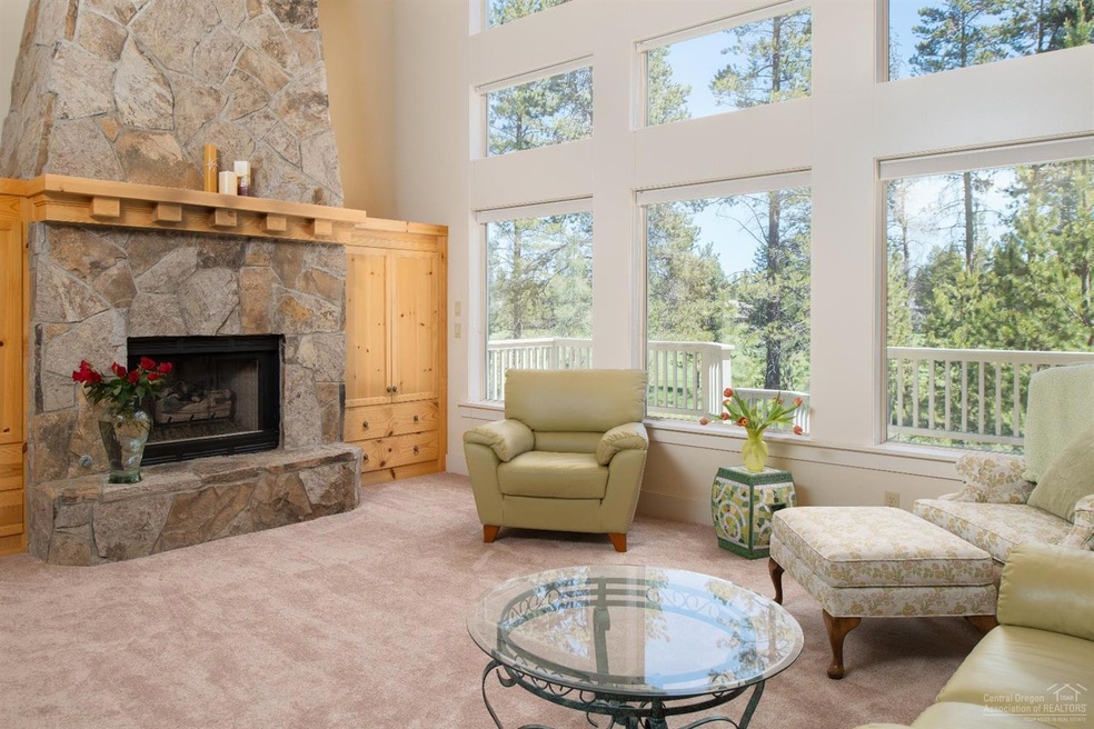 17924 Catkin Ln, Sunriver, OR 97707 - photo 1