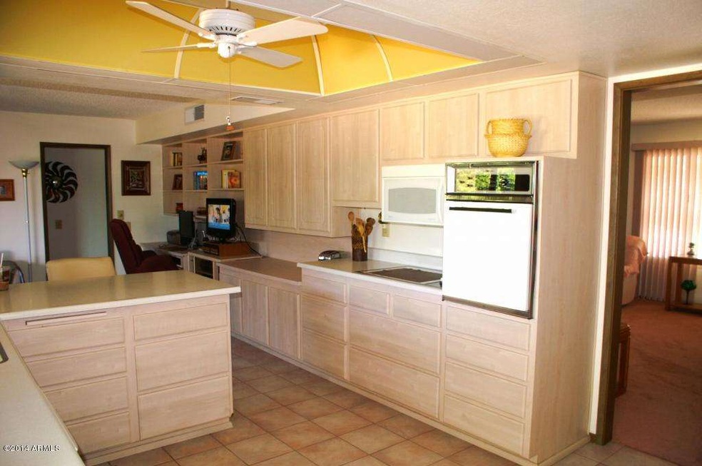 9518 W Cottonwood Dr, Sun City, AZ 85373 - photo 1