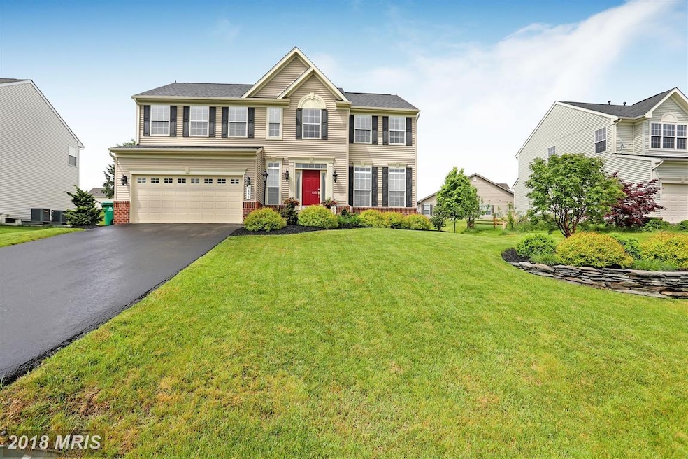 3853 Rolling Hills Dr, Greencastle, PA 17225 - photo 1