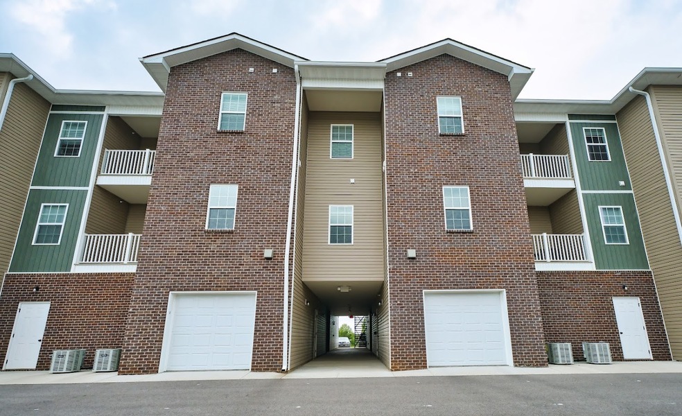 850 Professional Park Dr unit A203, Clarksville, TN 37040 - photo 1