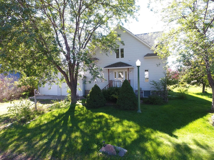 16 Petersons 2 unit Lewellen NE 69147, Lewellen, NE 69147 - photo 1