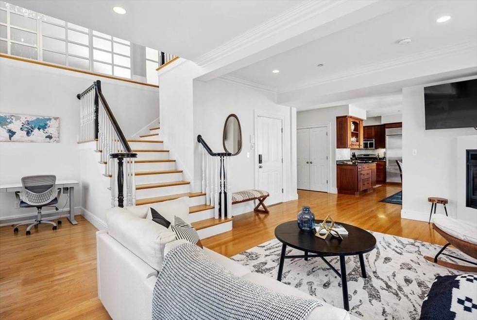 17 Park St unit 3, Dorchester, MA 02122 - photo 1