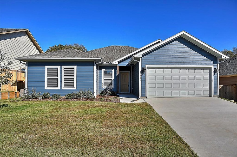 3307 Sweetwater Way, Sherman, TX 75090 - photo 1