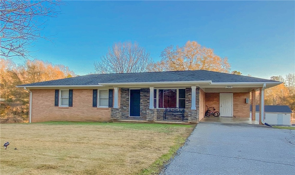 720 Pickett Post Rd, Walhalla, SC 29691 - photo 1