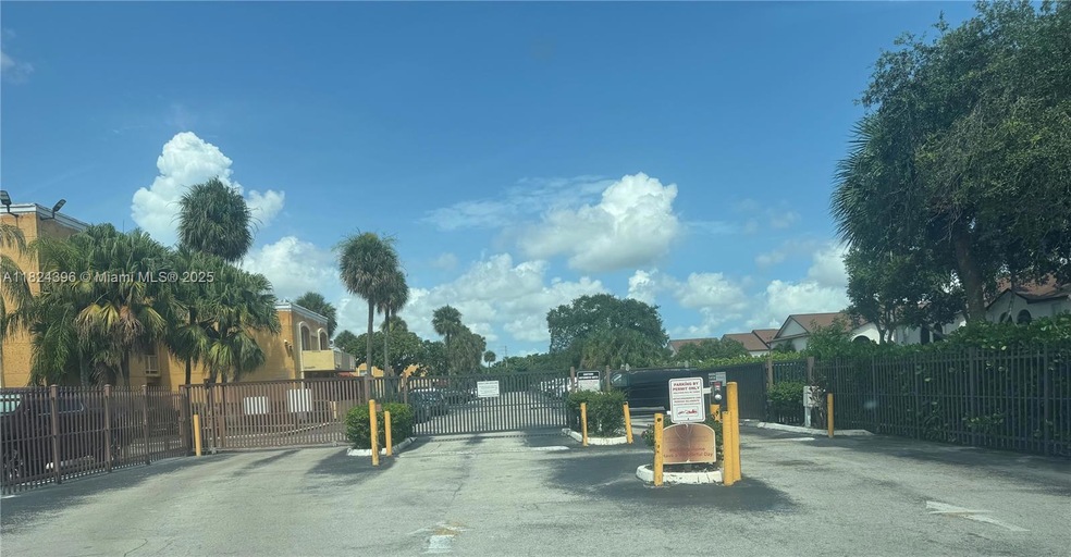 17901 NW 68th Ave unit T208, Hialeah, FL 33015 - photo 1