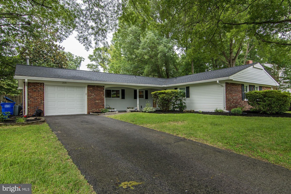12049 Twin Cedar Ln, Bowie, MD 20715 - photo 1