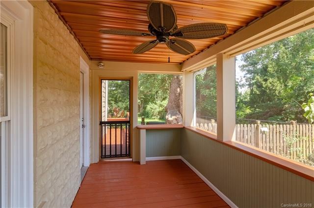 Covered Side Porch (133 SF) with Ceiling Fan