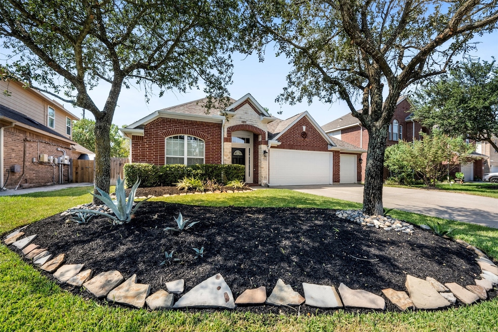 17311 Elverson Oaks Dr, Tomball, TX 77377 - photo 1