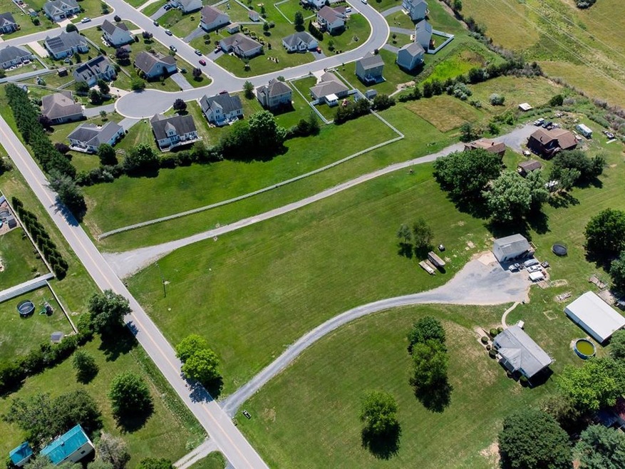 850 New Hope Rd, Staunton, VA 24401 - photo 1