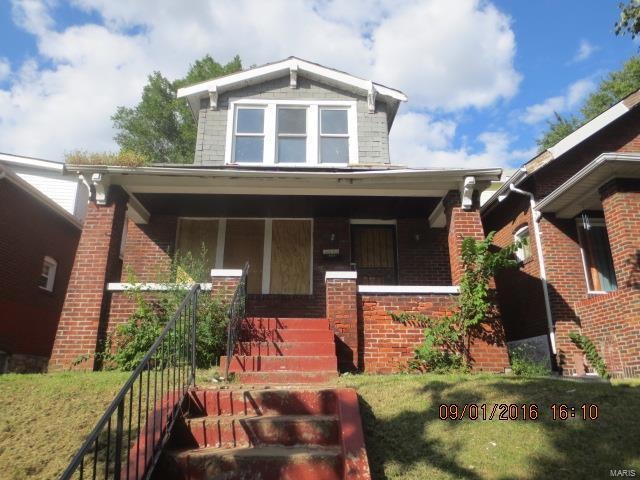 4891 Margaretta Ave, Saint Louis, MO 63115 - photo 1