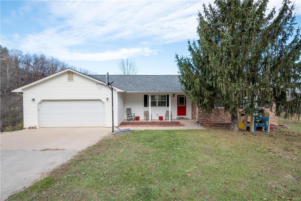 22400 Target Rd, Saint Robert, MO 65584 - photo 1