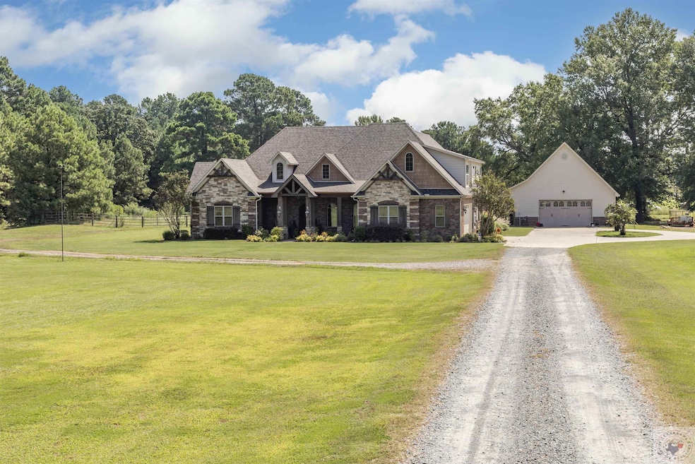 Under Contract $775,000