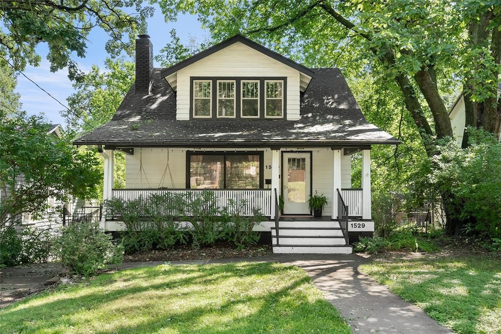 For Sale $300,000 • Co-Listing Agent