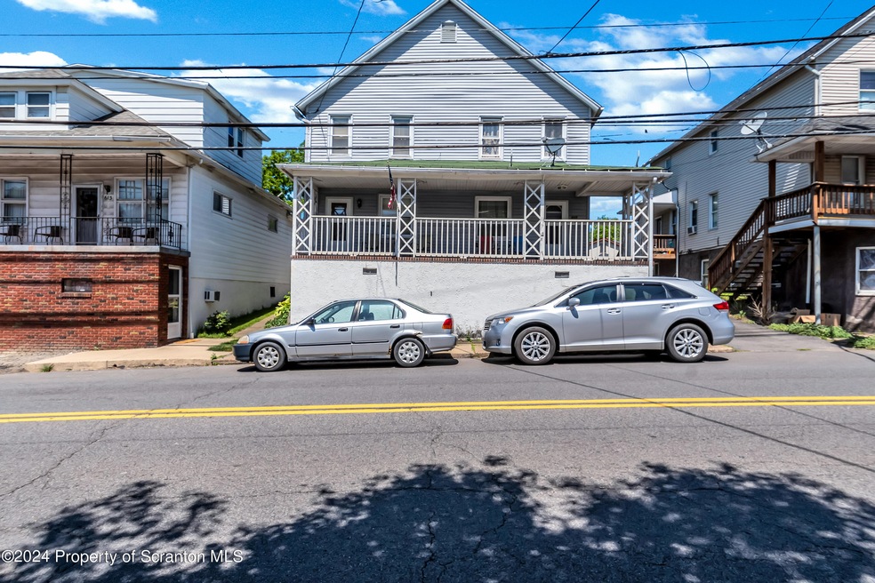 609 S Main St unit 611, Old Forge, PA 18518 - photo 1