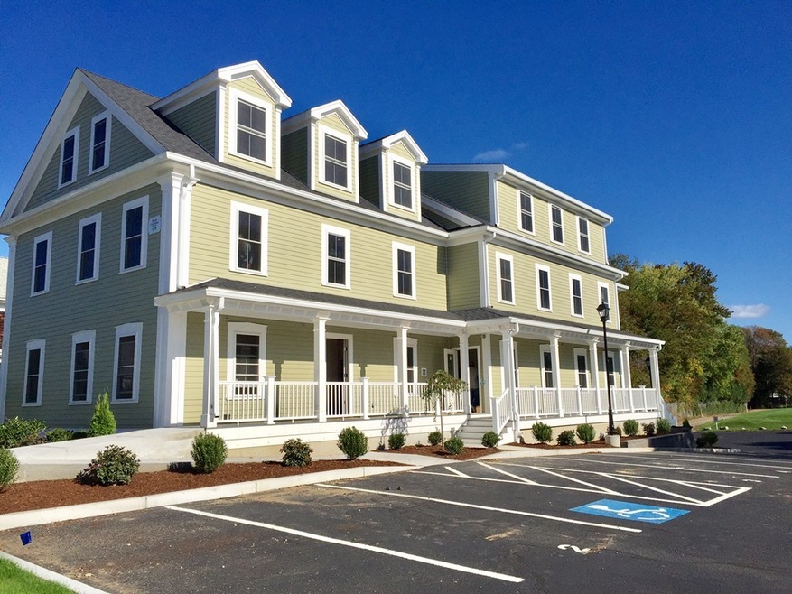 67 North St unit 3B, Medfield, MA 02052 - photo 1