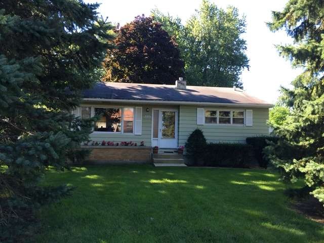 1533 W Yorkhouse Rd, Waukegan, IL 60087 - photo 1