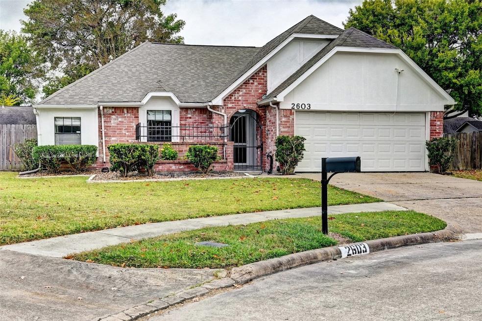 2603 Lazy Spring Ct, Missouri City, TX 77489 - photo 1