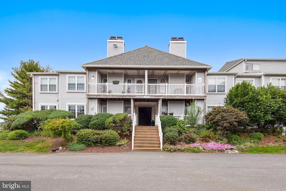 404 Waters Edge Dr unit 404, Newark, DE 19702 - photo 1