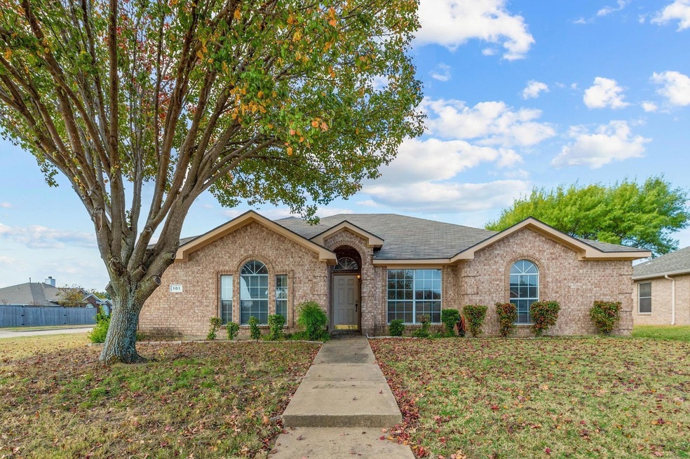 101 N Rolling Meadows Dr, Wylie, TX 75098 - photo 1
