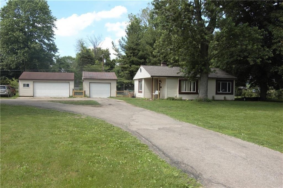 3121 N National Rd, Columbus, IN 47201 - photo 1