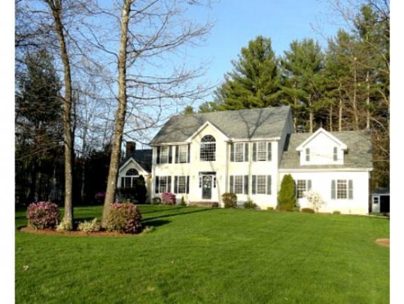 19 Chandler Dr, Londonderry, NH 03053 - photo 1