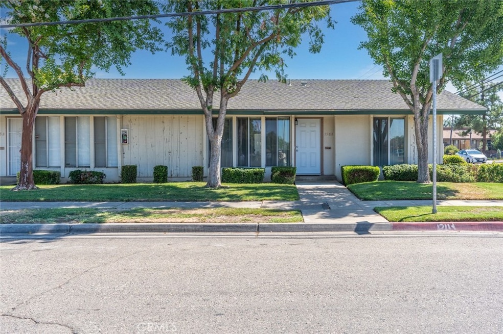 198 W Barstow Ave Unit A, Fresno, CA 93704 MLS MD23177995