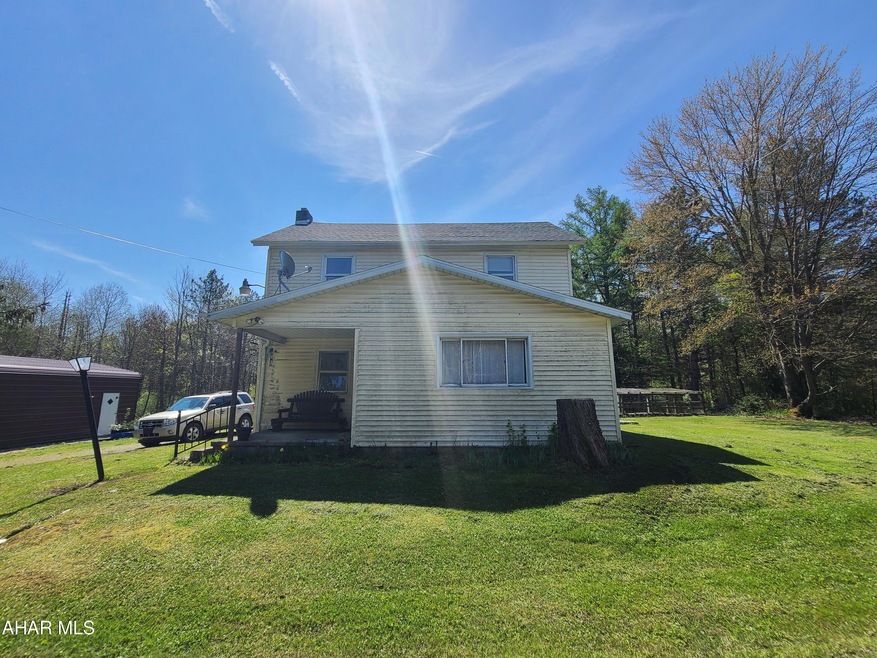 4688 Cross Roads Blvd, Coalport, PA 16627 For Sale