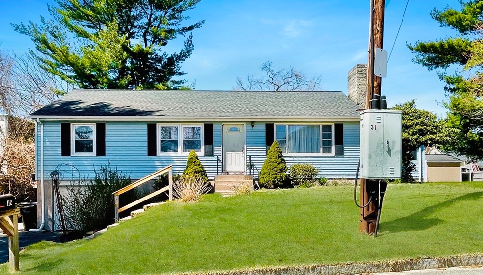 112 Laconia St, Springfield, MA 01129 - photo 1