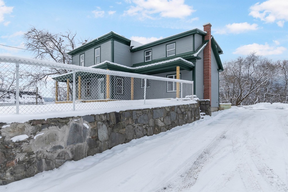 185 Main St, Colebrook, NH 03576 - photo 1