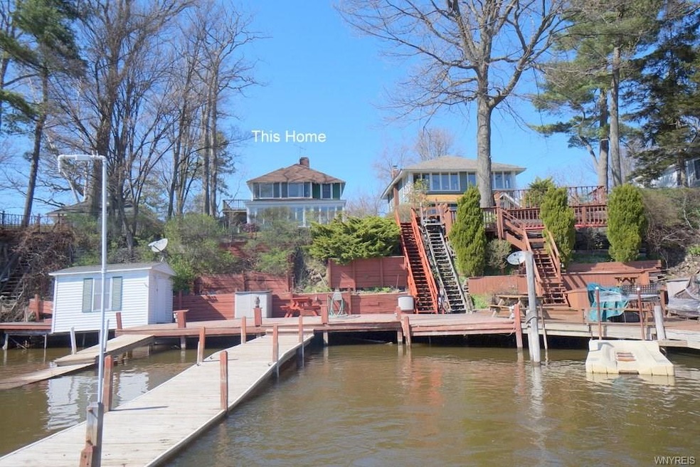 Welcome to Sunset Island! 2 docks, deck and shed i