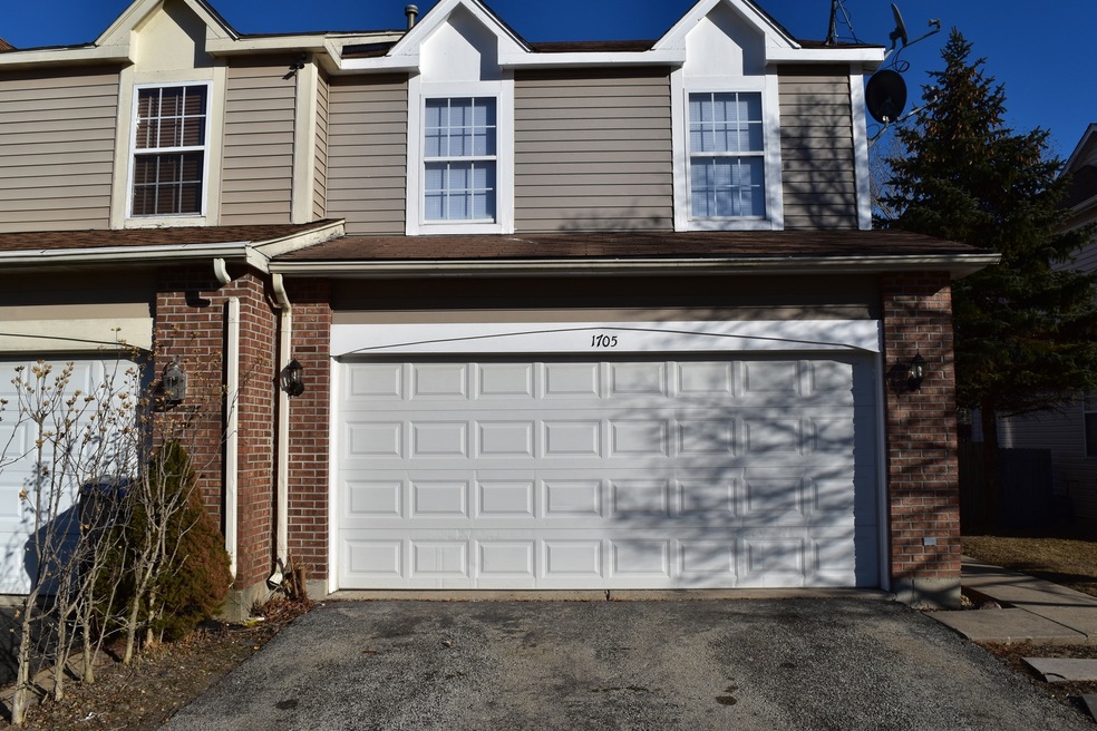 1705 N Frolic Ave, Waukegan, IL 60085 - photo 1