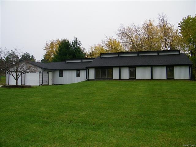 11506 E Potter Rd, Davison, MI 48423 - photo 1
