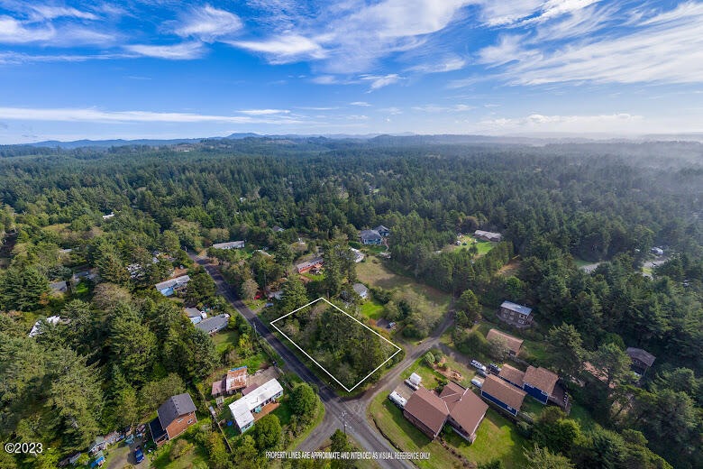 LOT 118TH AND ASH ST (8)