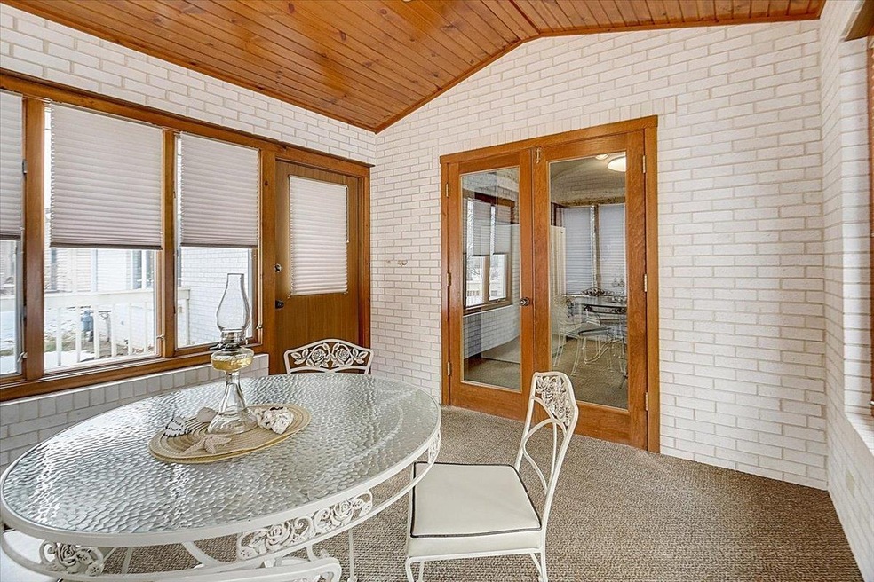 Sold $405,000 • Co-Listing Agent