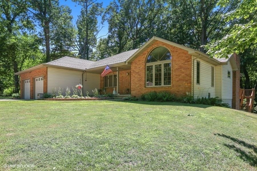 4246 N 325 W, La Porte, IN 46350 - photo 1