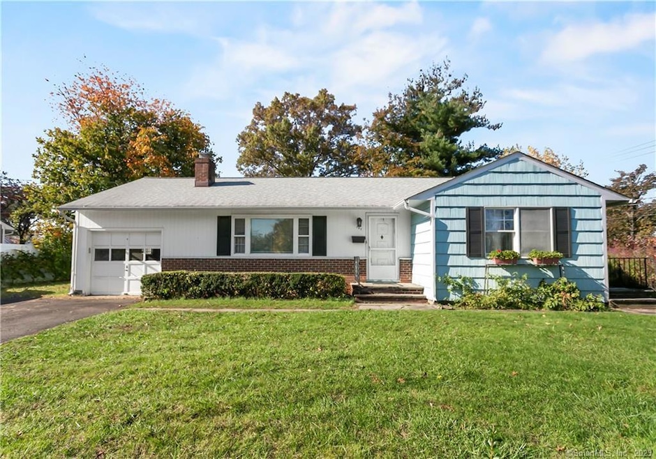 162 Courtland Ave, Stamford, CT 06902 - photo 1