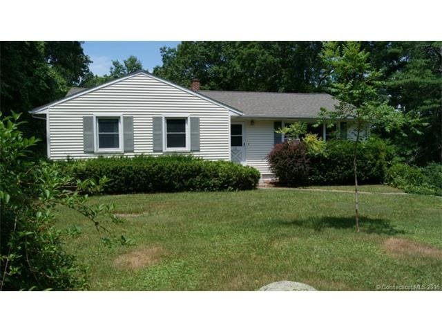 10 Anchorage Rd, Niantic, CT 06357 - photo 1