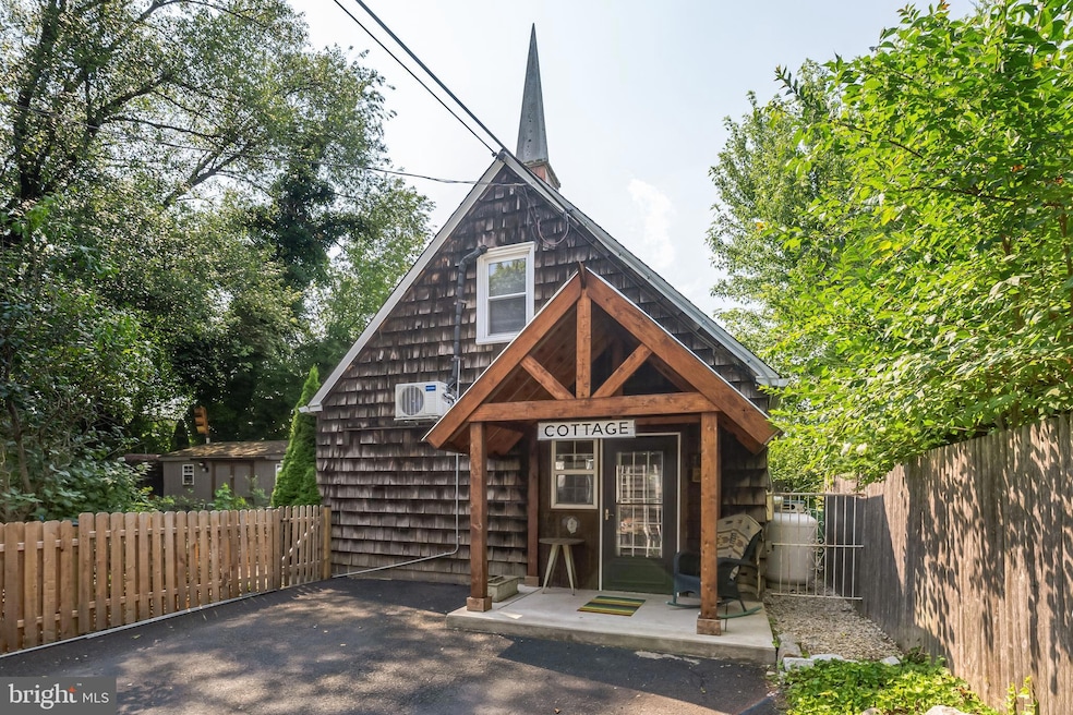 For Rent $1,600/month