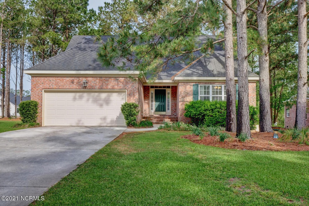 204 W Sanderling Cir Hampstead-large-001